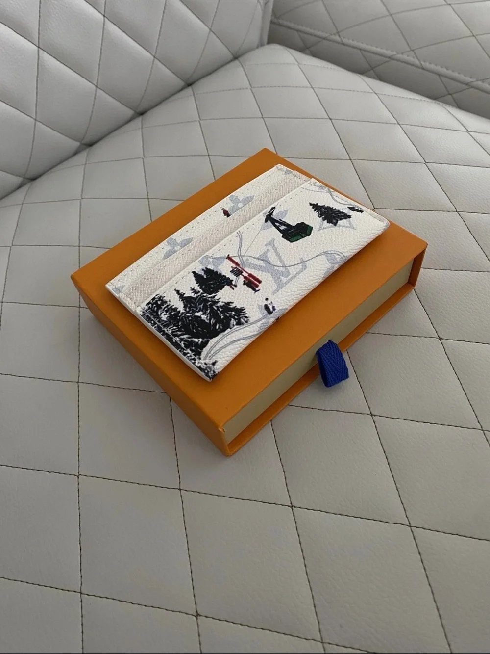 Louis Vuitton White Ski Print Card Holder check description